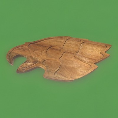 Rare Wooden Screaming Eagles Head Philadelphia Eagles Charcuterie Board. 16 x8 