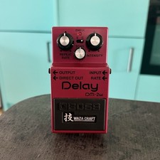 Boss DM-2w Waza Craft Analogue Delay Guitar Effects Pedal - Good Condition