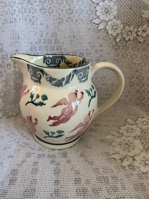 EMMA BRIDGEWATER SCHWAMMGESCHIRR ROYAL ACADEMY ROTE CHERUBS MILCHKÄNNCHEN ENGLAND