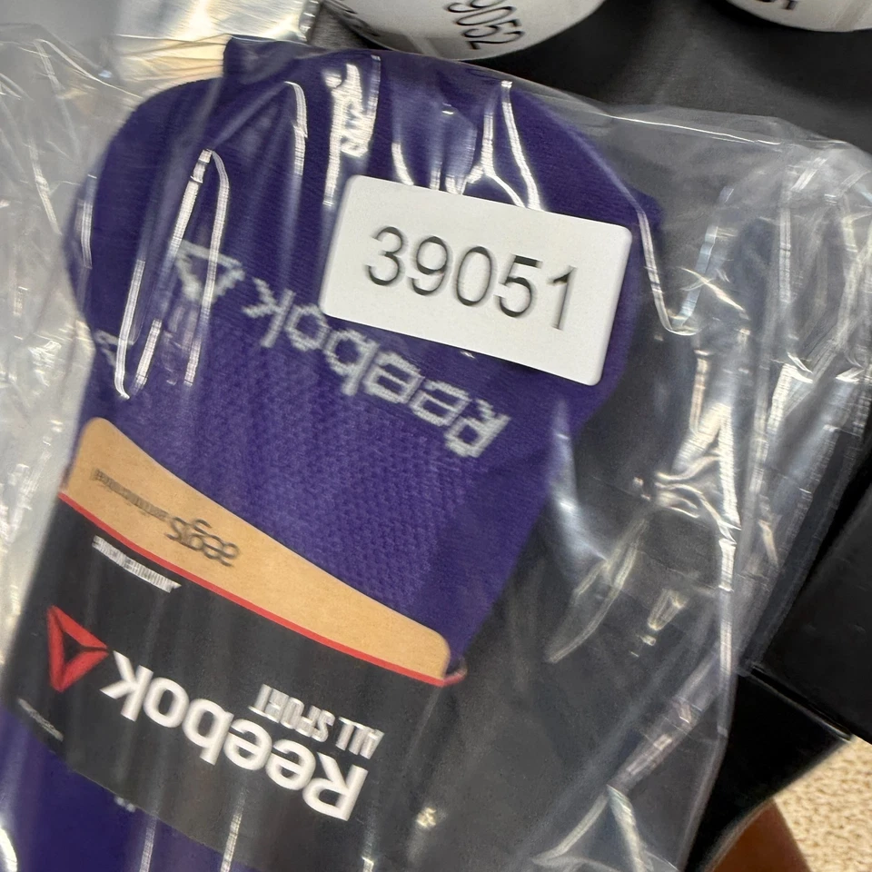 Nuevo Paquete de 1 Calcetines Reebok Hombre L Grande Azul Todo Deportivo Foto 3 de 3