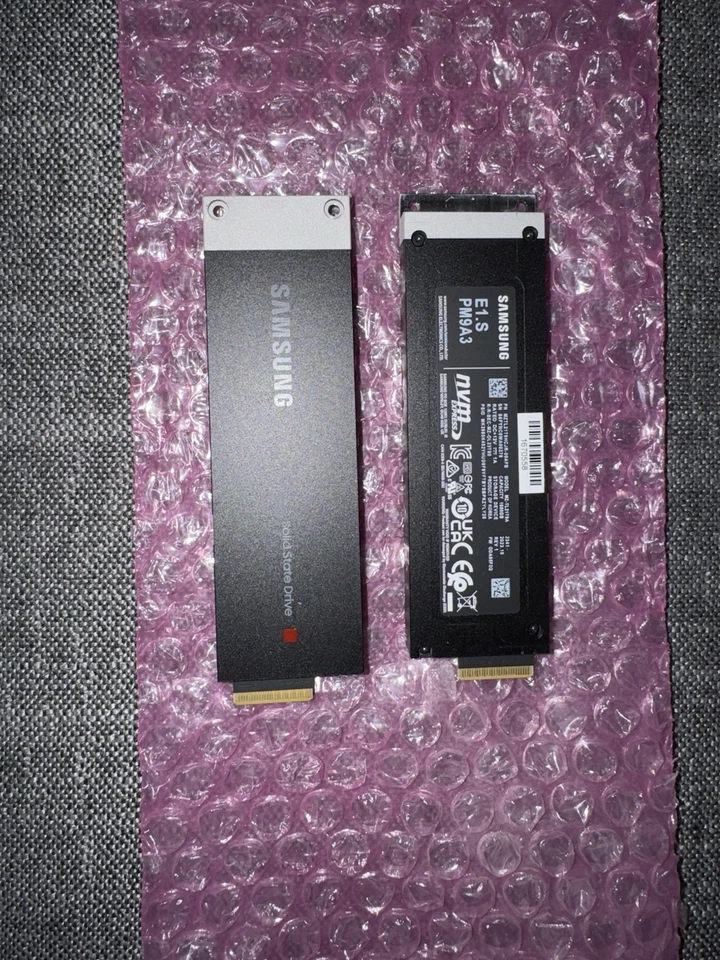 Новый Pull! Твердотельный накопитель Samsung PM9A3 E1.S Enterprise NVMe - Изображение 2 из 2