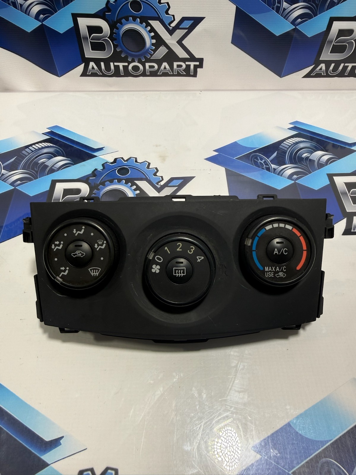 2009-2013 TOYOTA COROLLA Heater A/c Control 5540602250 OEM