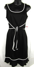 Noviello Bloom Black White Trim Sleeveless Belted Sheath Dress Size 4 KneeLength