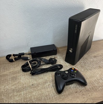 Xbox 360 Slim Schwarz 250GB Konsole Getestet Funktioniert Controller - 5 Spiele INC