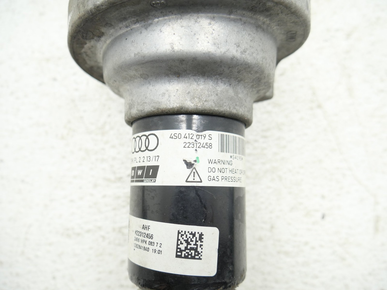 Audi R8 Spyder 2017-2023 Front Left Damper P/N 4S0412019S
