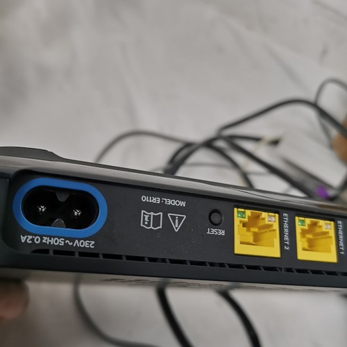 SKY Q Model ER110 Wi-Fi Wireless Broadband Router - Picture 5 of 7