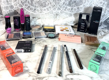 NEW 23 Pc Mixed Make up Lot Lisi, Amuse, Salon Perfection, Perlier, Morphe 3068