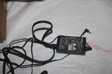 Genuine CANON CA-570 S AC Power Adapter Battery Charger Camcorder 8.4V 1.5A