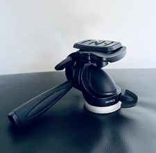 Manfrotto Pan-and-Tilt Head with 200PL-14 Quick Release Plate (391RC2)