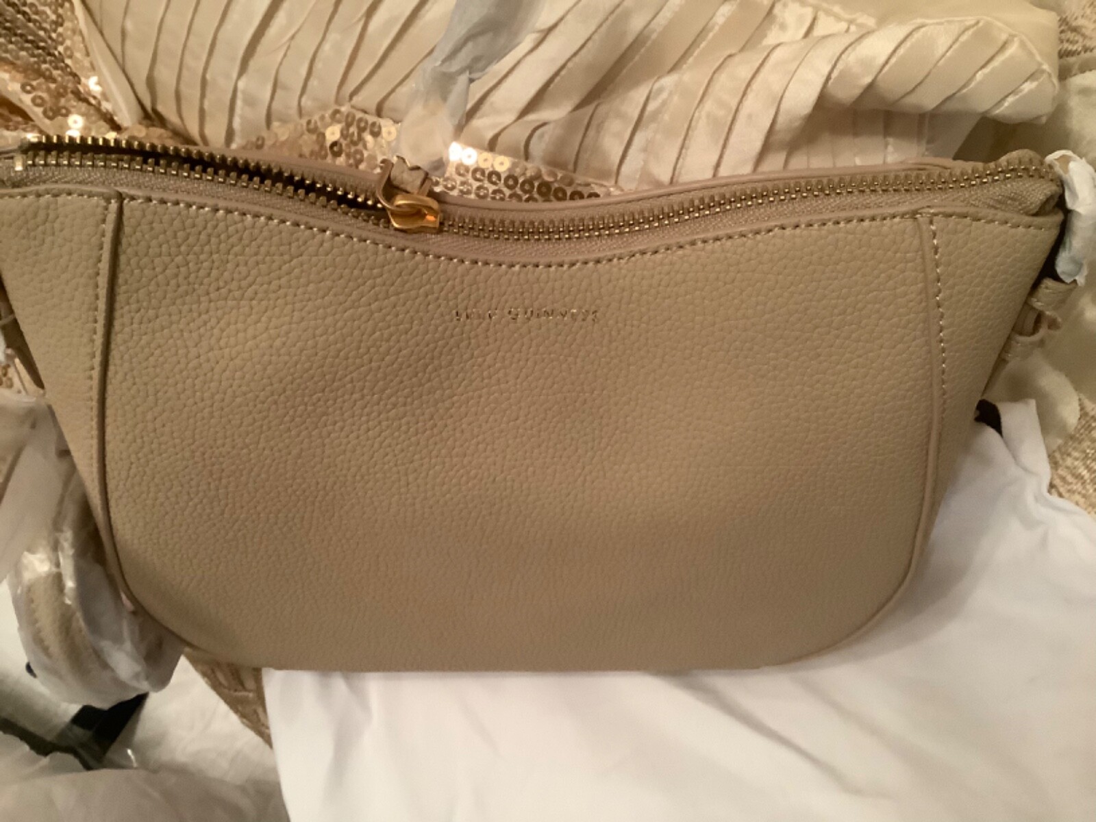 LULU GUINNESS LIPS BEIGE, tan, LEATHER  JULES BAG, authentic NWT image 6