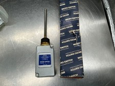 Honeywell Microswitch 208LS152 Snap Action Limit Switch-missing cover