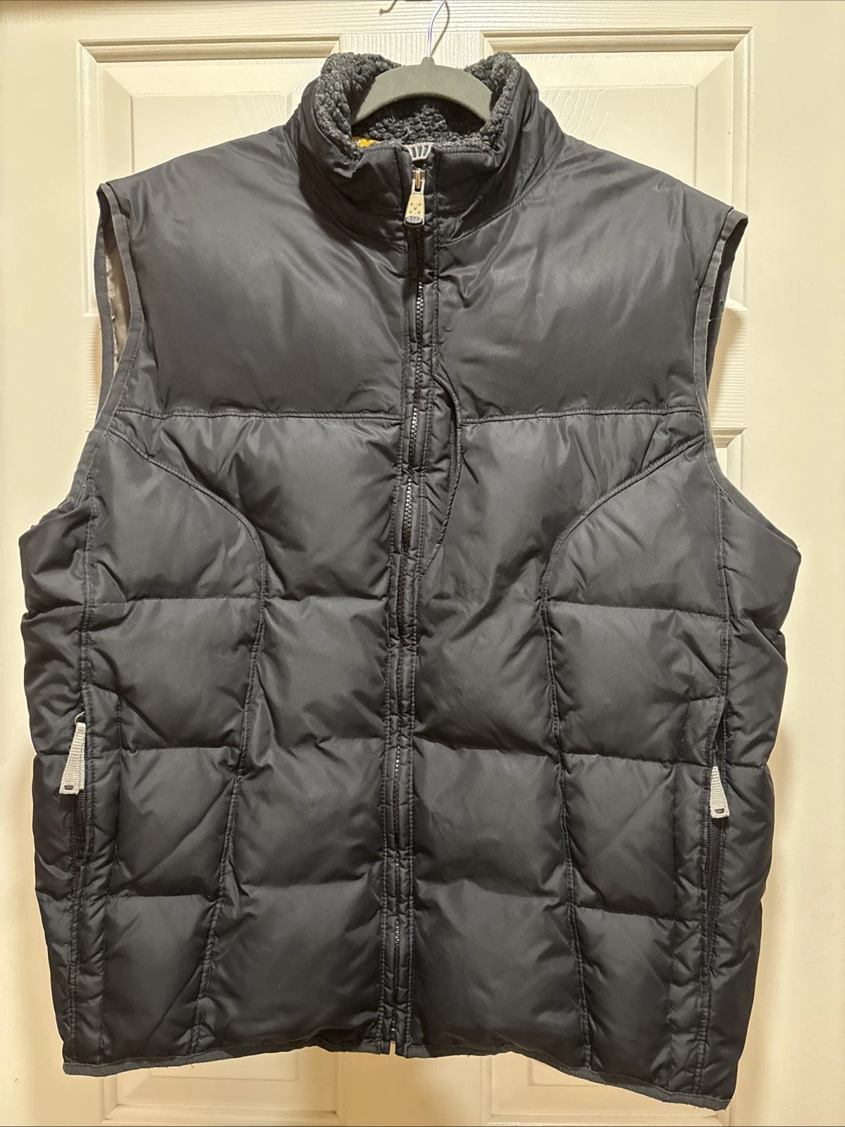 VTG GAP Mens M Black Down Puffer Vest Quilted Outdoor 2004 Warm EUC