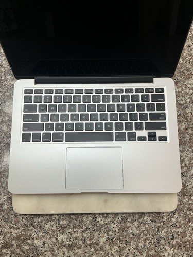 Apple MacBook Pro 13.3" 2015 i5 2.5GHz 8GB 128GB SSD macOS Silver