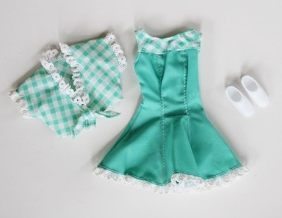 1994 Barbie Picnic Pretty Green White Summer Dress Top Shoes Outfit