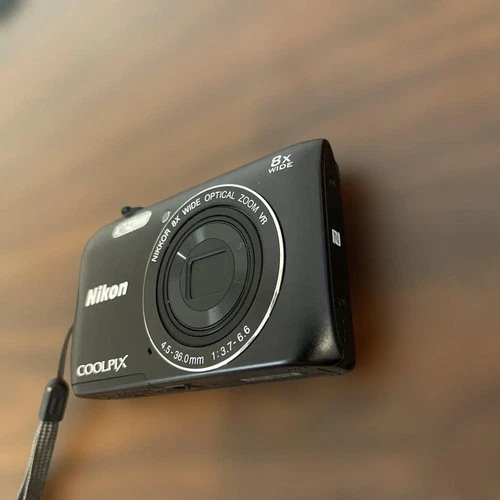 Nikon Coolpix A300 Digital Camera 20.1 MP 8x Optical Zoom  Built-in Wi-Fi Black - Picture 3 of 10