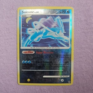 Suicune 19/132 Secret Wonders Reverse Holo