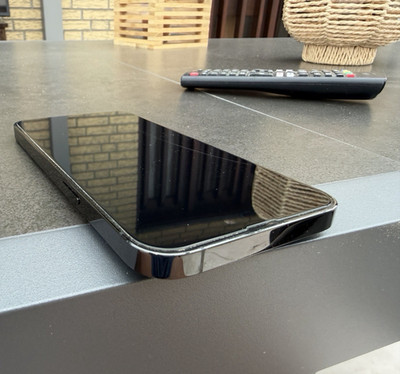 Apple iPhone 14 Pro Max 128GB Grau Slate Dreifach-Kamera Rückseite Risse 86%