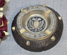 Cendrier avec blason aigle a deux têtes- base en bois