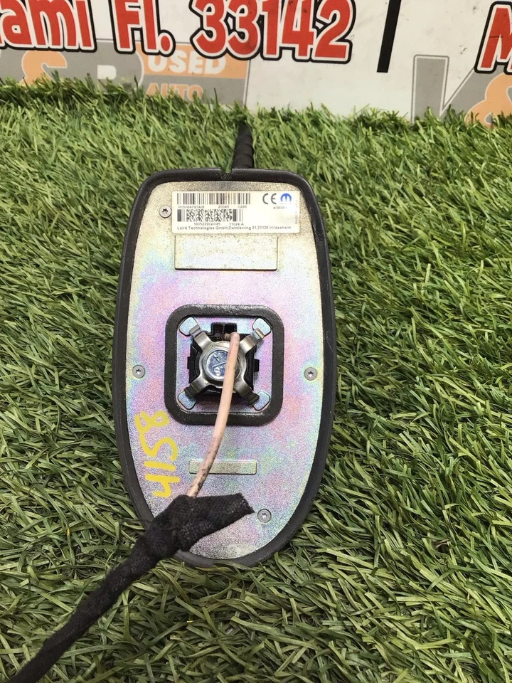 ✅ Dodge Journey 2018 base de antena montaje en techo Pn: 05064793AB fabricante original Foto 3 de 4
