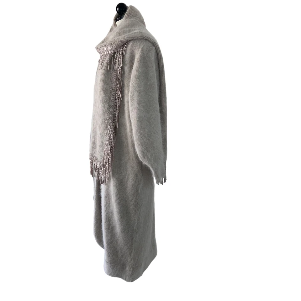 Venesha Sweater Coat Womens Angora Size Medium Vintage Beige Fringed Scarf - Image 3 of 4