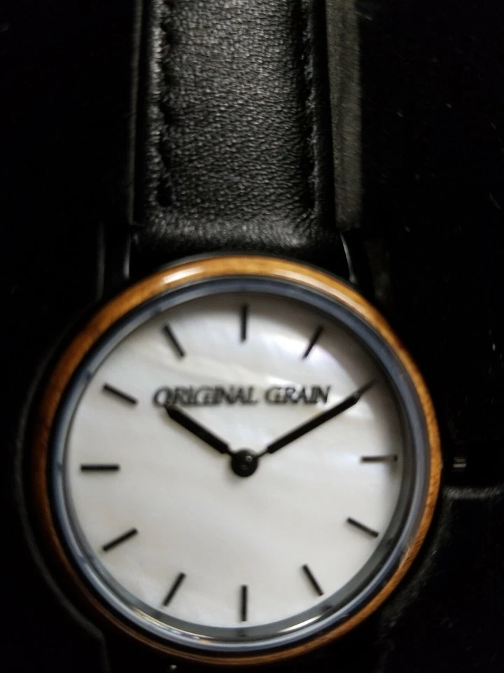 Original Grain Minimalist Wood Watch Mother Of Pearl New With Tags - Image 4 of 4