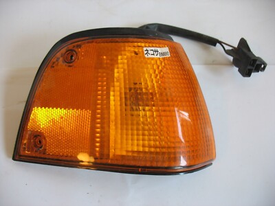 OEM KOITO 230-61277 R SAE APP2 86 Right Corner Light Lamp Lens