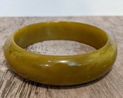 These Are BAKELITE tested And True...5 Amazing Bracelets Green Bakelite Bangles Vintage End of Day Bakelite Bangle, Green Brown Yellow  main image 3