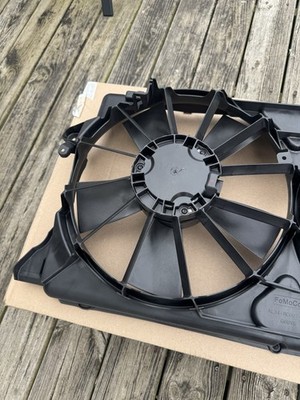 10 - 14 Ford F-150 Navigator RF349 Motorcraft Cooling Fan Assembly