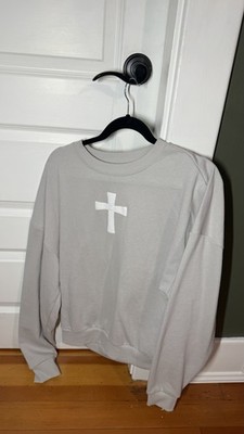 Kind Regards Gray Crew Neck Fleece Sweatshirt M Be The Light Cross Graphic