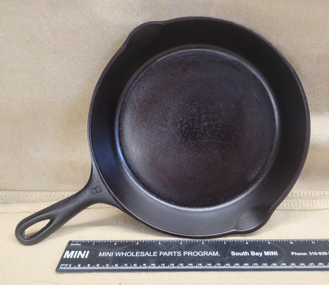 Vintage Wagner Ware Cast Iron Skillet - Size 8 - Sidney O - #1058 A - Restored