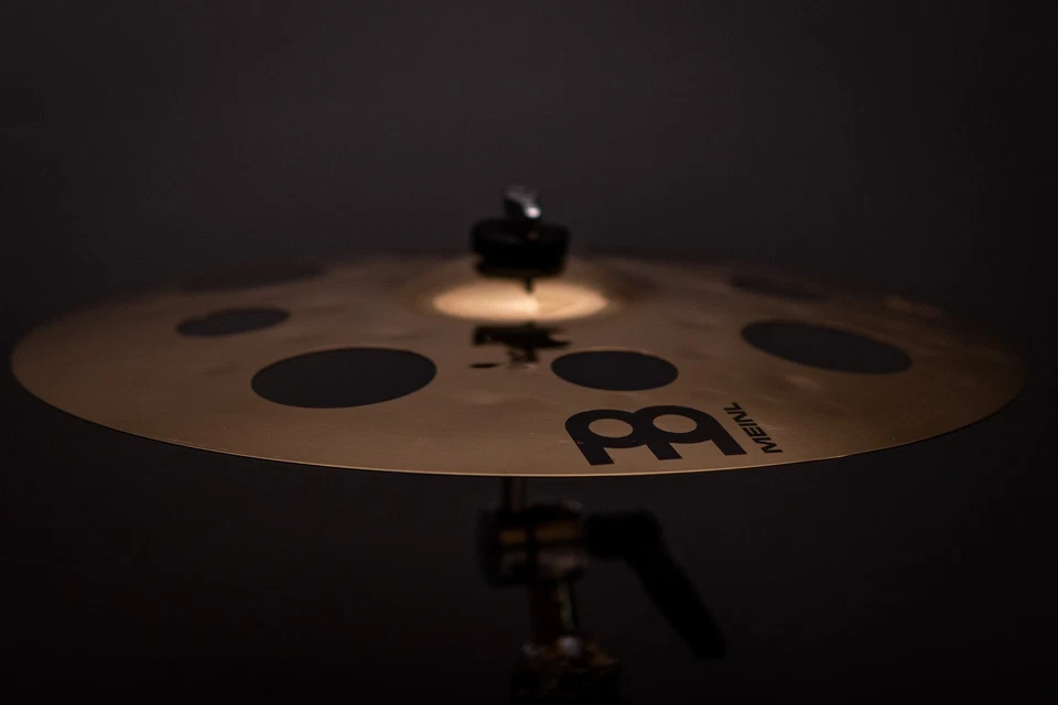 Meinl 16" Classics Custom Trash Crash Foto 3 de 4