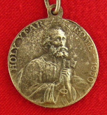 Vintage POPE PIUS XII Medal SAINT PETER APOSTLE Religious HOLY YEAR 1950 Pendant