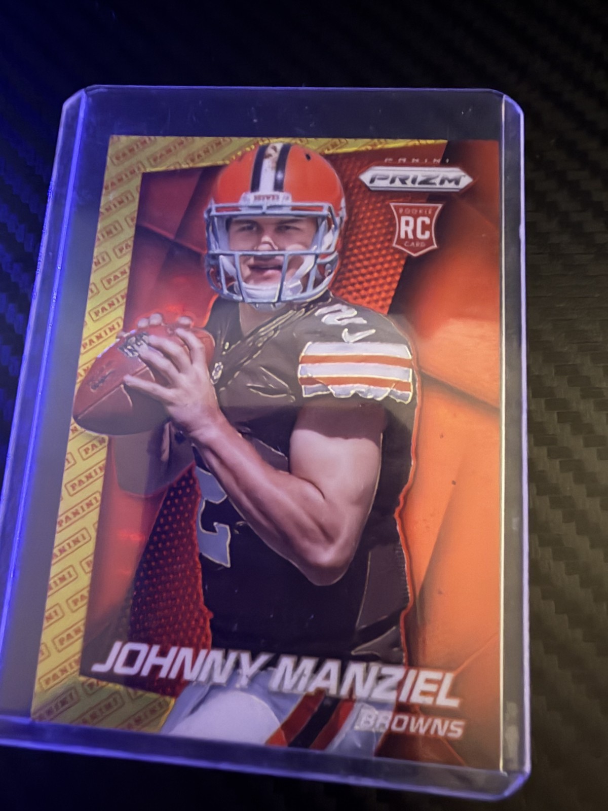 2014 Panini Prizm - Johnny Manziel #287 Panini Prizm Ball in Both Hands, Looking