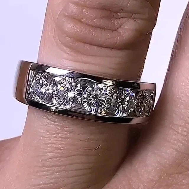 5 克拉圆形实验室钻石男士婚礼周年纪念戒指 14k 镀白金 — 第 3/4 张图片