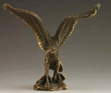 Chinese Vintage Brass Handwork Hammered Wealth Succeed Eagle Statue Sculpture