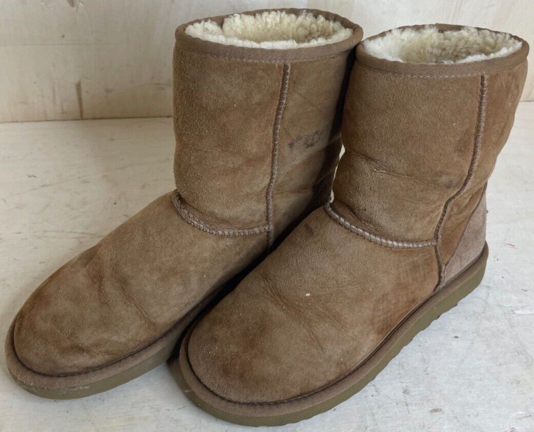 UGG｜BOOTS (CLASSIC SHORT II - CHESTNUT (1016223)) UGG CLASSIC SHORT II CHESTNUT WOMAN'S BOOTS 1016223 SIZE 8