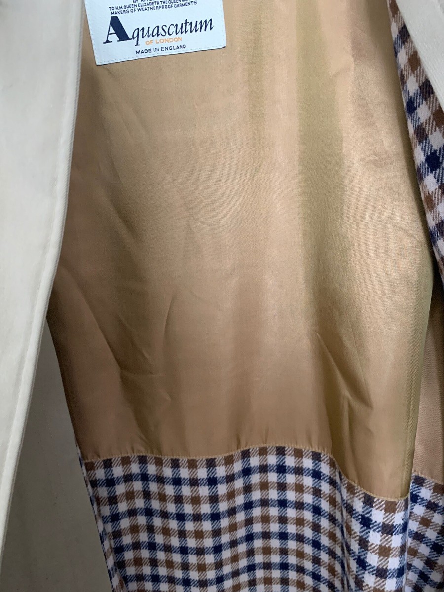 Aquascutum Plaid Made In England Trench By Appointment. To H.M