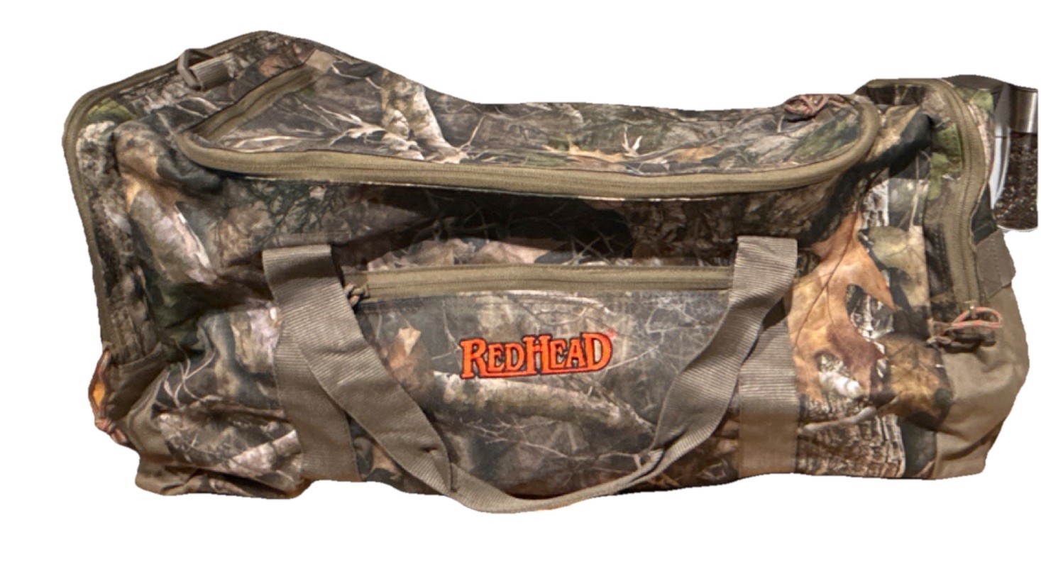 RedHead Camouflage Hunting Duffle Bag with 3 Zipper Pockets 