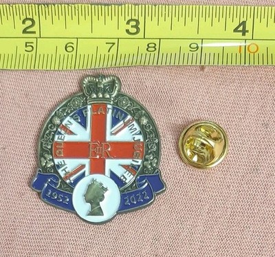 The Queen's Platinum Jubilee Enamel Lapel Pin 1952-2022 Queen Elizabeth II