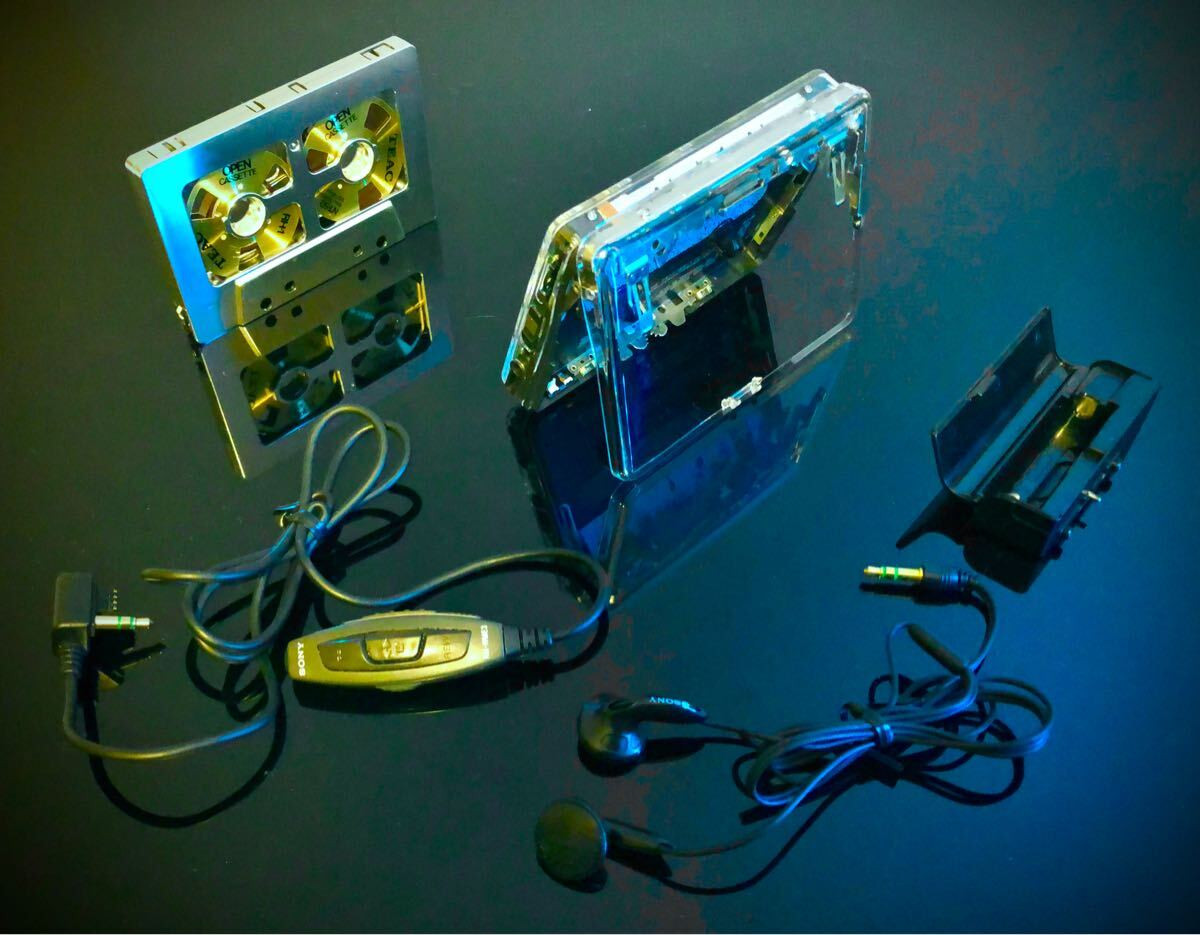 SONY WM-EX677 Cassette Walkman transparent cover Tested