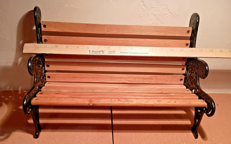 Banco Parque Miniatura Vintage Madera Marrón Hierro Fundido Oso Muñeca Tamaño 15x10 Foto 4 de 4