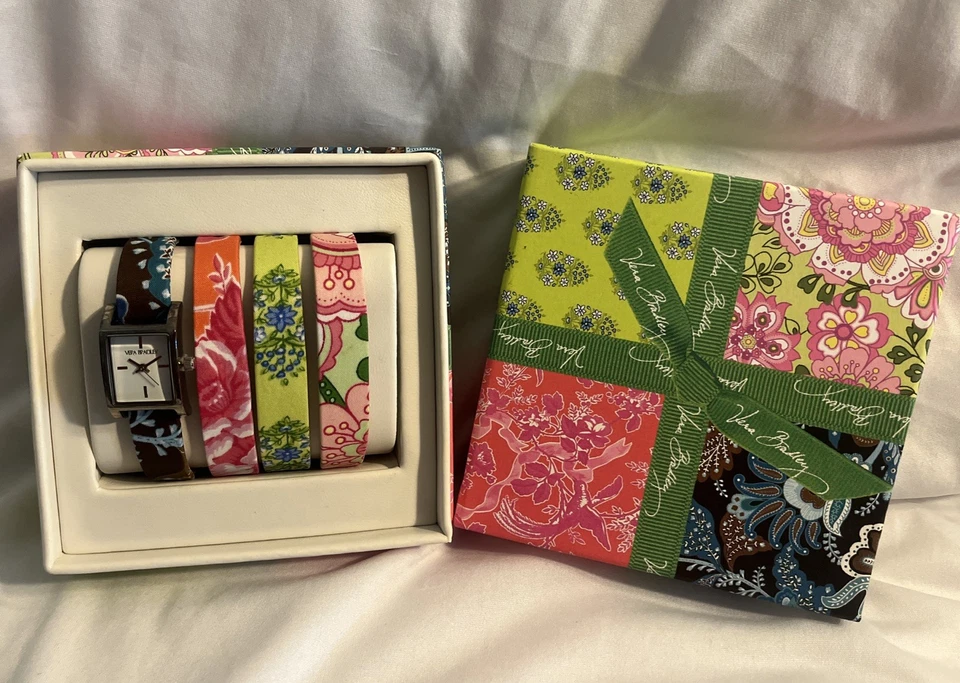 Часы наручные кварцевые Vera Bradley комплект с 4 сменными ремешками - Изображение 2 из 4