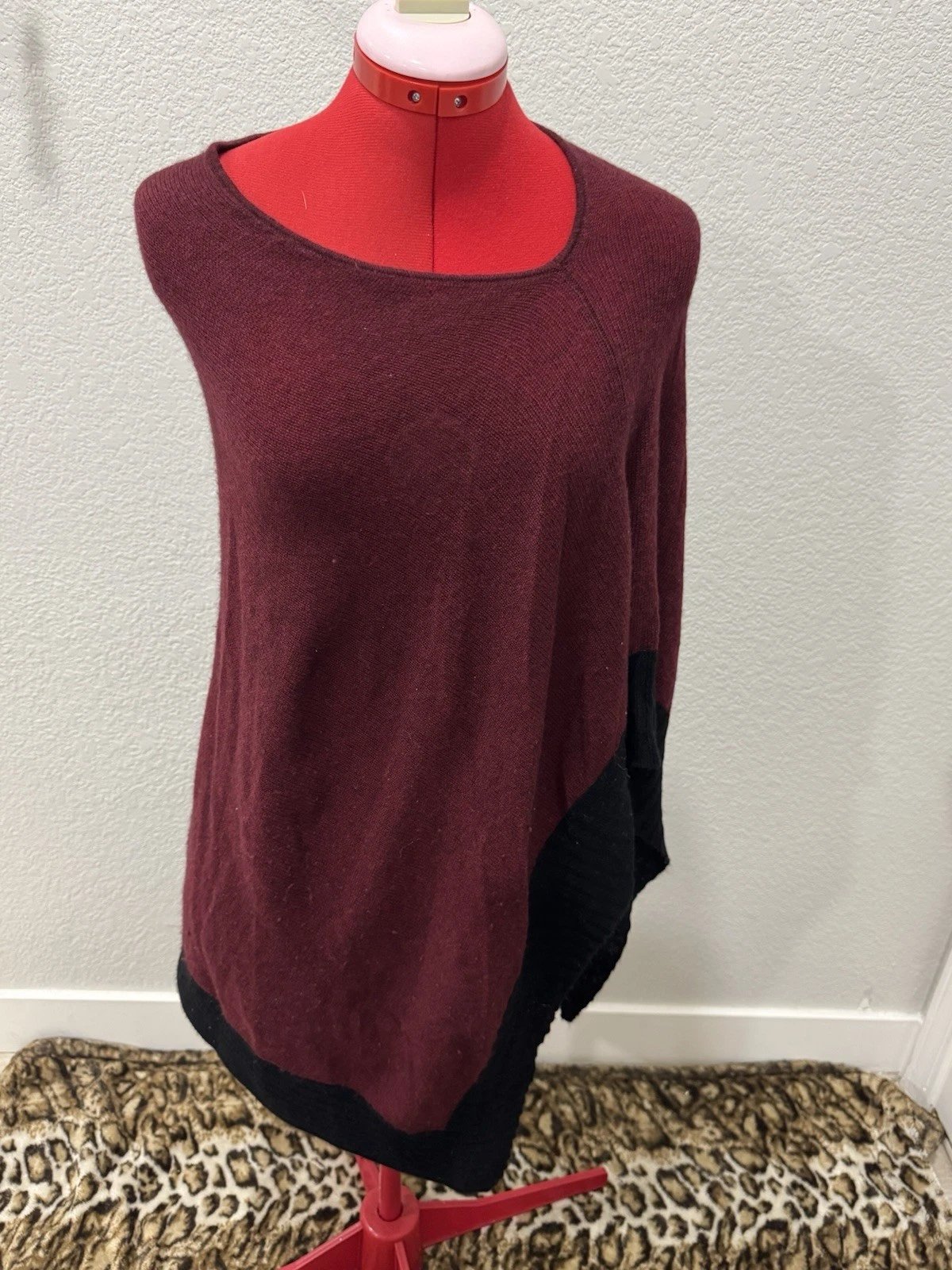 Burgundy Poncho Top Black Trim Asymmetric Hem Casual Knit Sweater Pullover