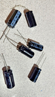 ICCC ELECTROLYTIC RADIAL CAPACITOR 2200MF10V (SET OF 6) 105 DEGREES