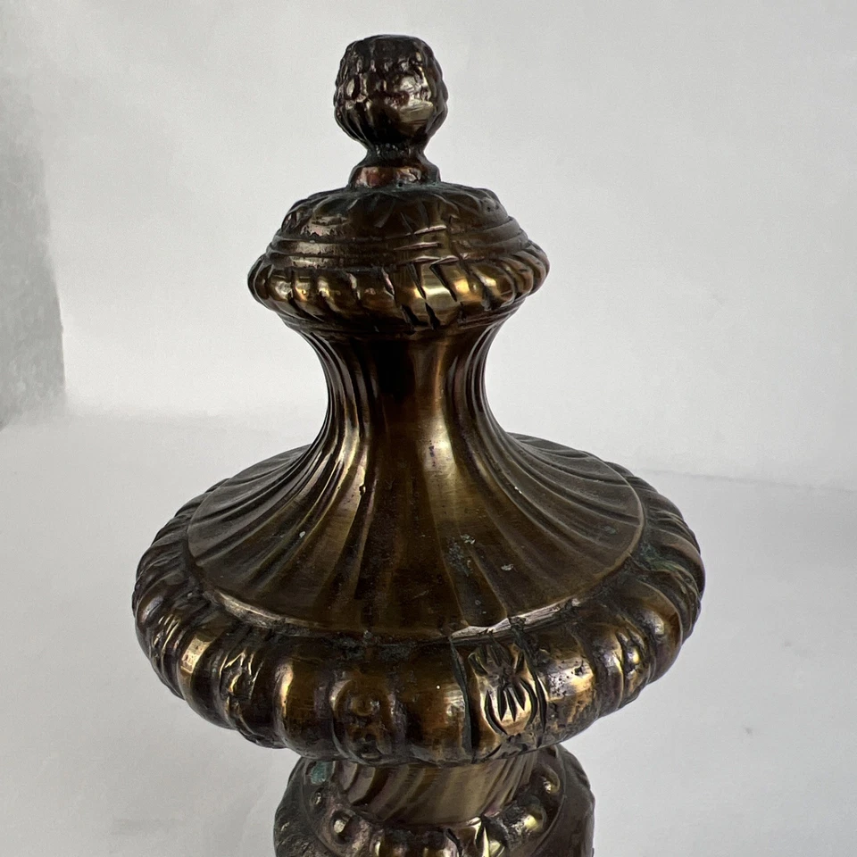 Antique Traditional Bronze Tone Post Top Dark Patina 9"H X 4.5"W HEAVY - Image 3 of 4