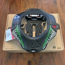 LEATT NECK BRACE 5.5 Black Small/Medium NEW