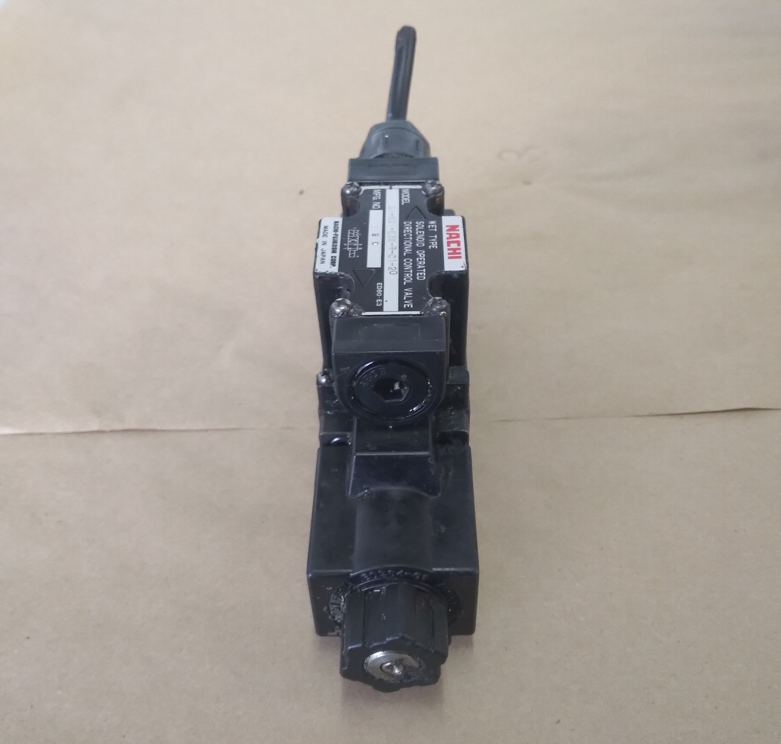 NACHI SS-G01-E3X-R-C1-20 WET SOLENOID OPERATED DIRECTIONAL CONTROL ...