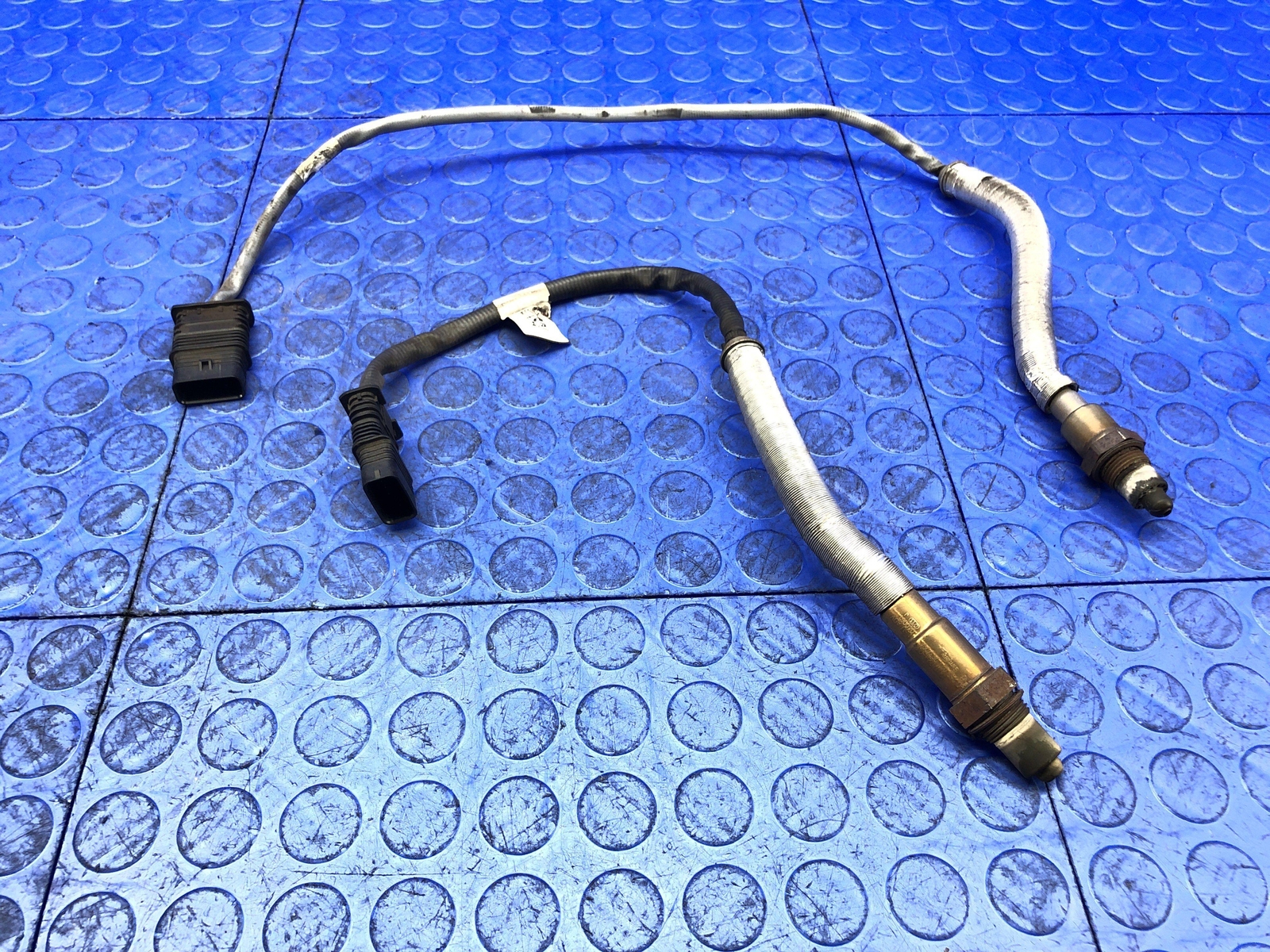 2014-2020 BMW I8 OEM 1.5L O2 OXYGEN SENSOR SET 8617029 8617030