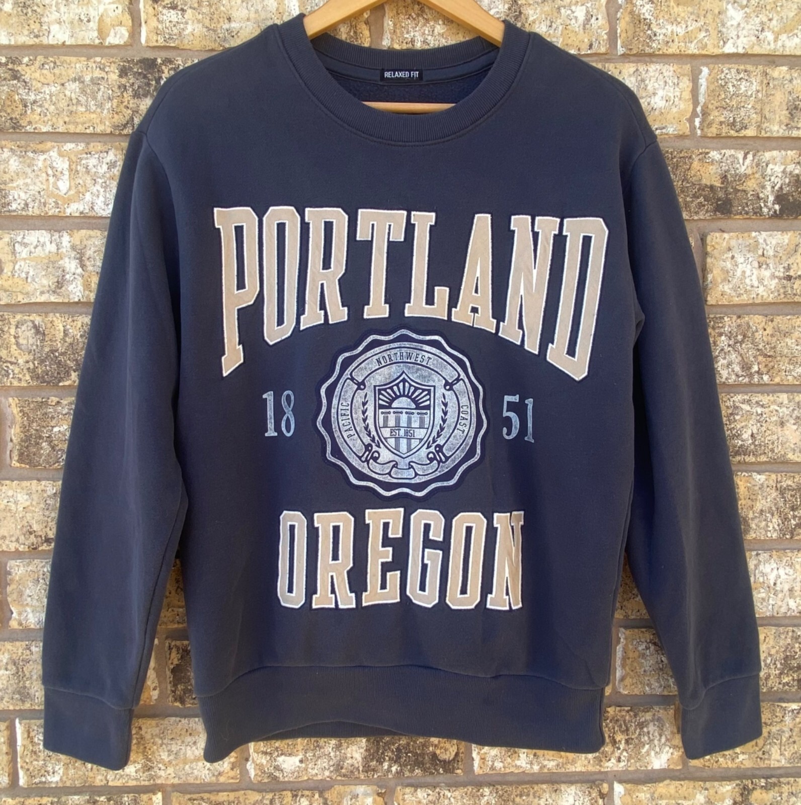 size XS womens Hollister navy sweatshirt Portland Oregon big letters oversized