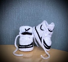 Crochet Newborn Baby First Shoes Booties Boots Slippers Trainers